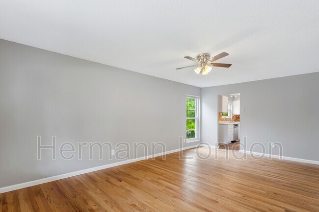 Building Photo - 11866 Colby Chase Rd