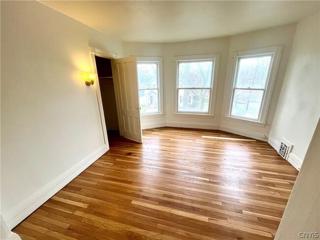 Building Photo - 173 E Genesee St