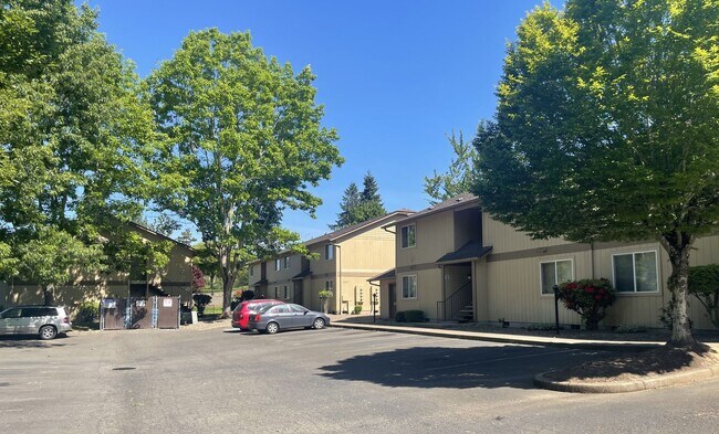 Building Photo - Rent Special: 1/2 Off May's Rent!!1 Bedroom 1 Bath Apartment - Second Floor!