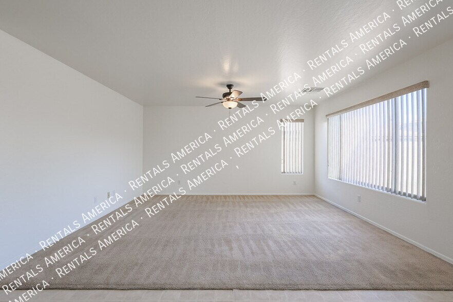 Building Photo - 2763 N 106th Ln