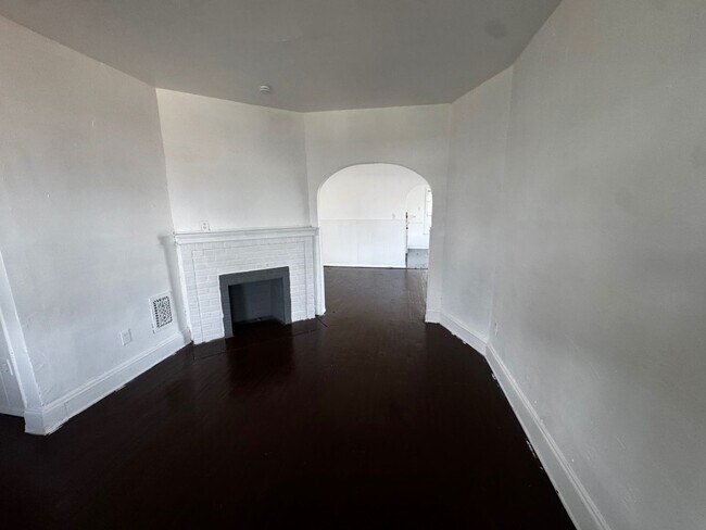 Building Photo - 880 Stevenson Rd