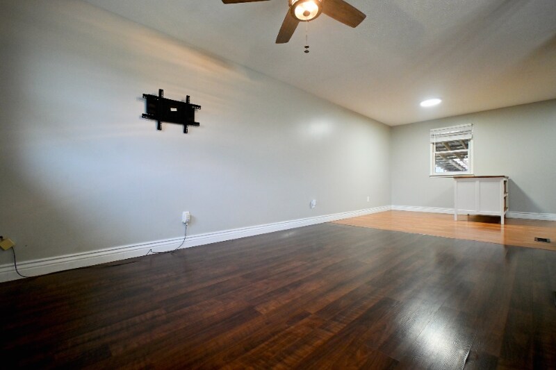 Building Photo - 615 Concord Rd