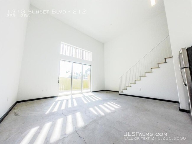 Building Photo - 1313 Sunset Blvd