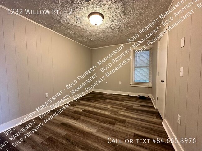Building Photo - 1232 Willow St