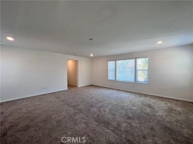 Building Photo - 3181 E Mt Rainier Drive