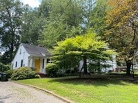 Building Photo - 2123 Sprunt Ave