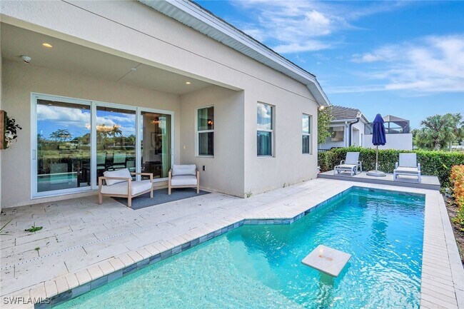 Building Photo - 8825 St Lucia Dr