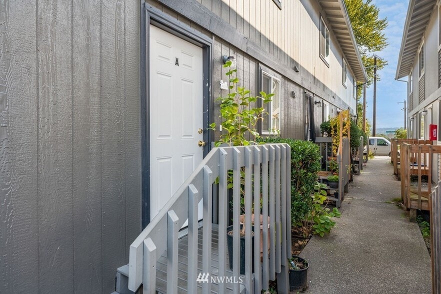 Building Photo - 1314 Chestnut St