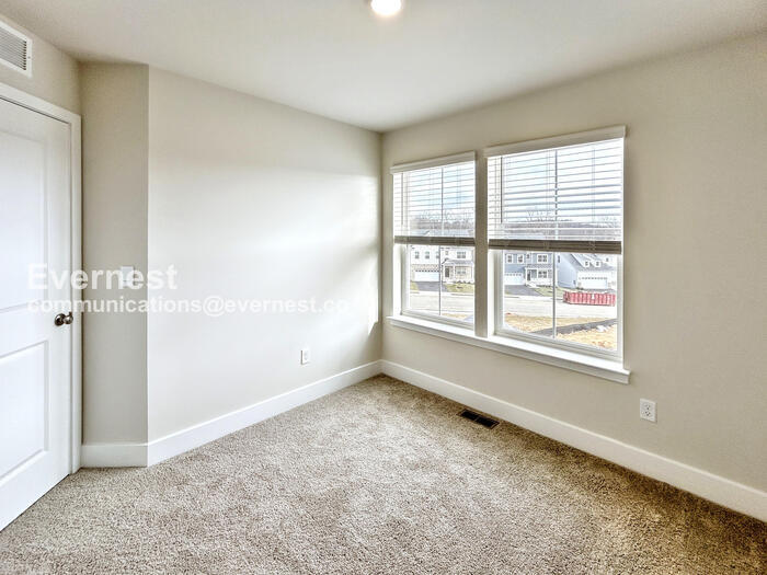 Building Photo - 189 Sioux Lp