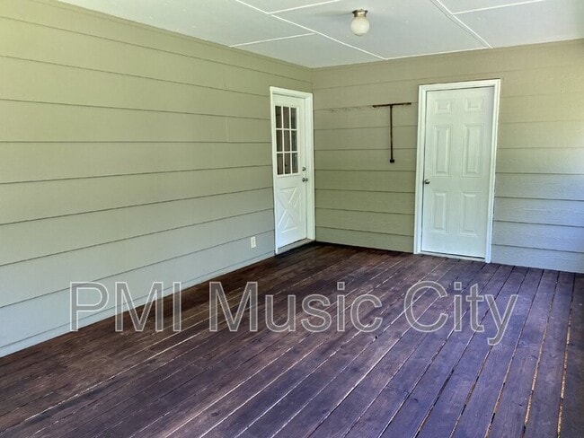 Building Photo - 5154 Pond Creek Rd