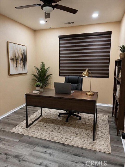 Building Photo - 2818 E Berry Loop Privado