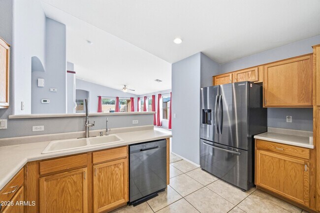 Building Photo - 12675 S 175th Ave