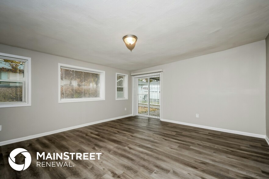 Building Photo - 1575 Loveland Dr