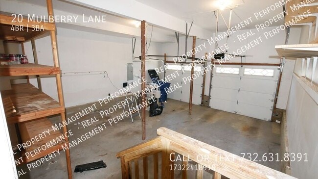 Building Photo - 20 Mulberry Ln