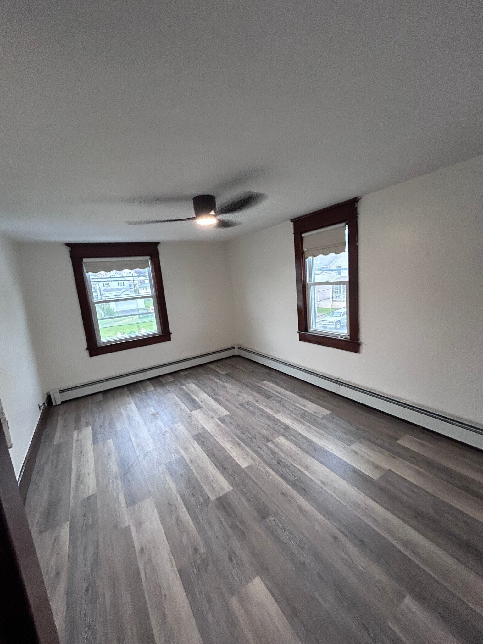 Building Photo - 1295 Reynolds Ave