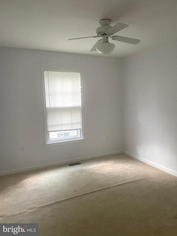 Building Photo - 5405 New London Park Dr