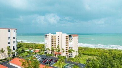 Building Photo - 3870 N Hwy A1A