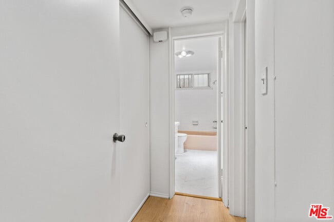 Building Photo - 7712 Pso Del Rey