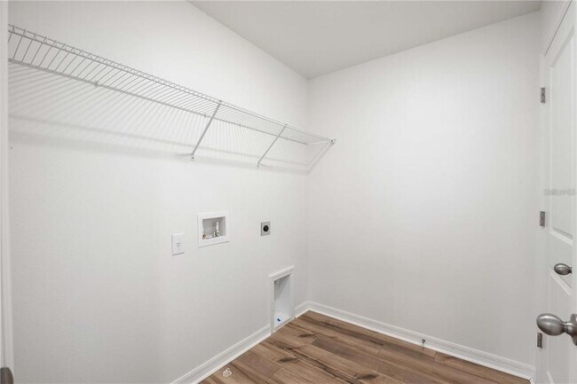 Building Photo - 37488 Williamette Wy