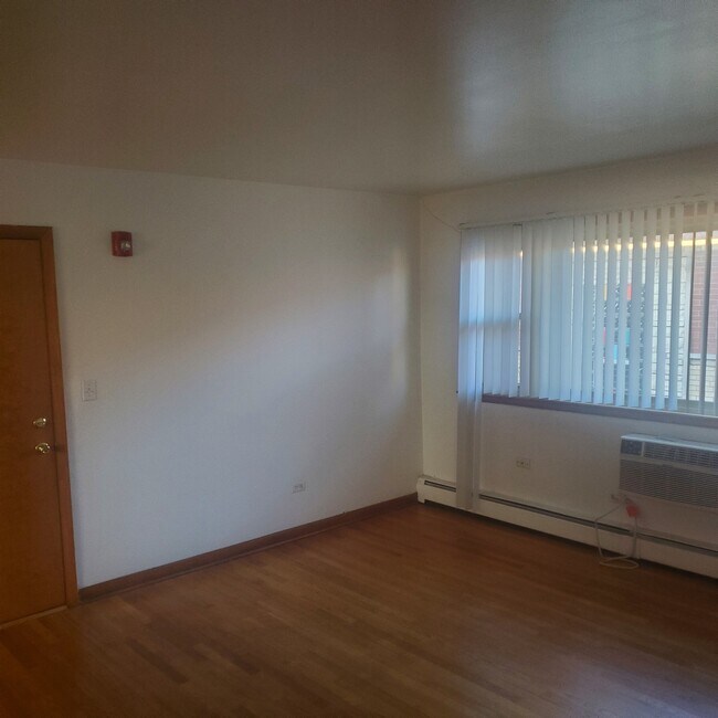 Building Photo - 4309 Saint Charles Rd