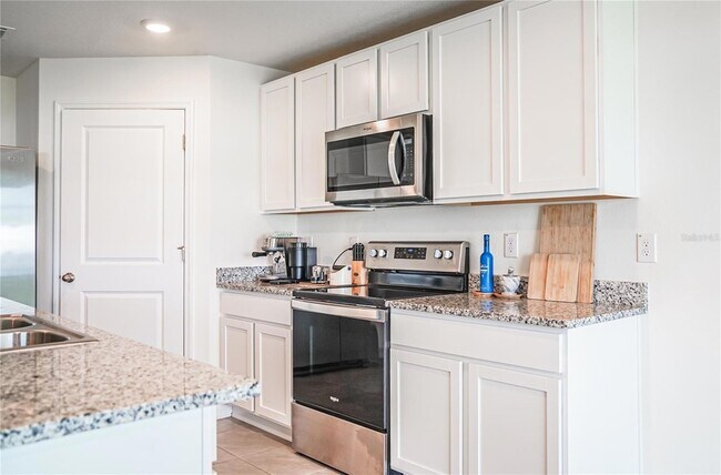 Building Photo - 13295 Mylion Wy