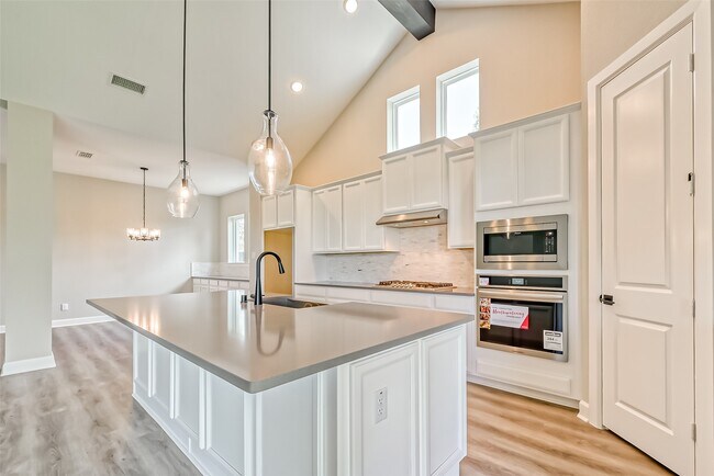 Building Photo - 610 Vineyard Hollow Ct