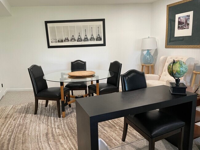 Work desk - 27 Graceland Dr