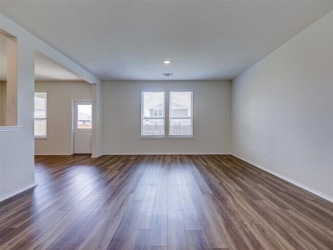 Building Photo - 116 Prairie Falcon Wy