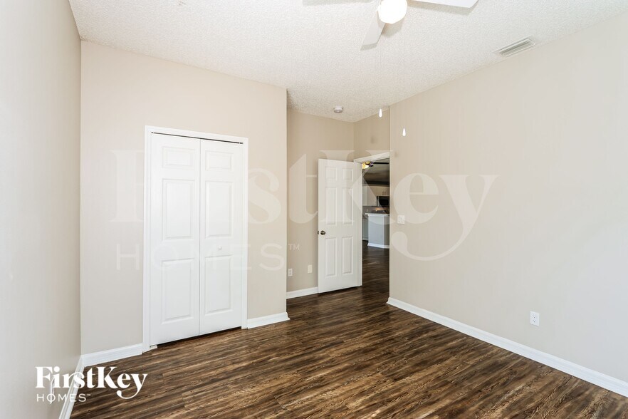 Building Photo - 2242 Mantilla Ave SE