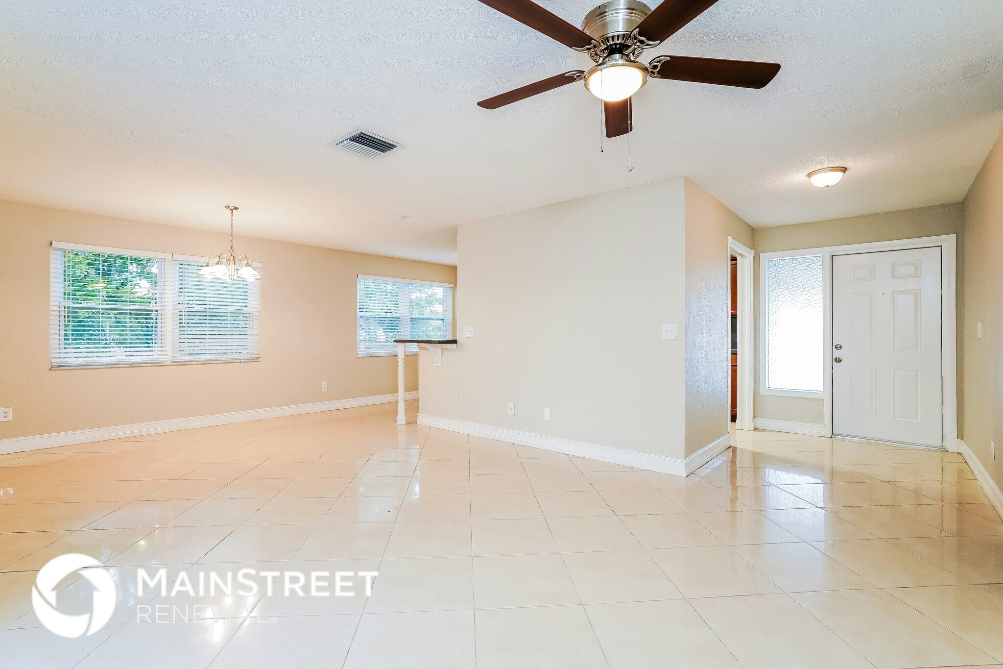 Building Photo - 418 NE 15th Ave