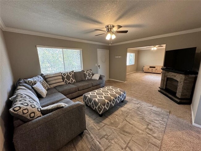 Building Photo - 120 BLUE POINT Way