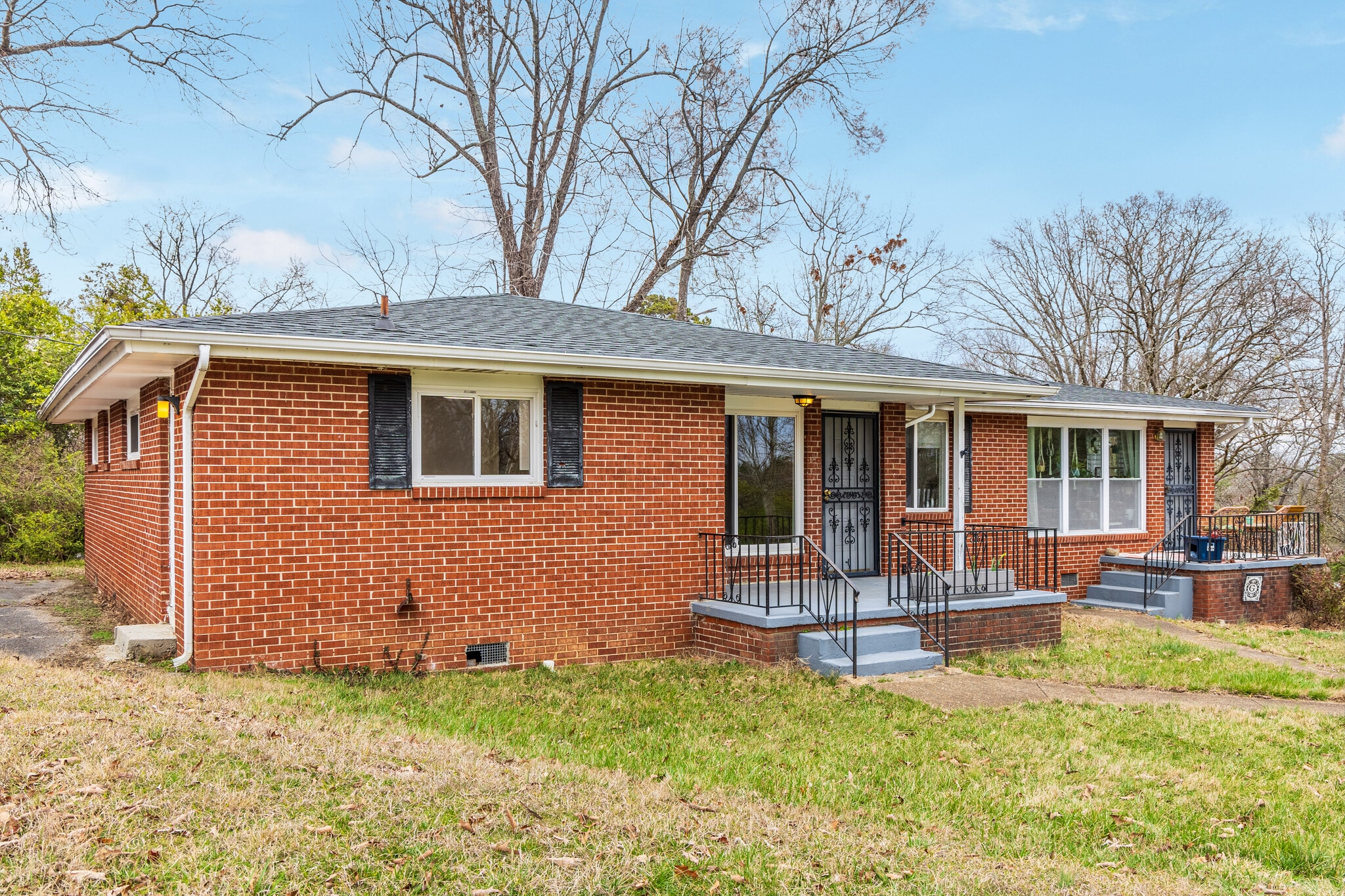 Building Photo - 303 Wygoda Cir