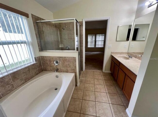 Building Photo - 3401 Heath Dr