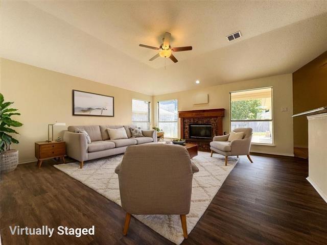 Building Photo - 1020 Bonanza Dr