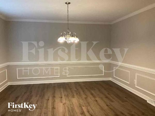 Building Photo - 2041 Pembrooke Forest Dr