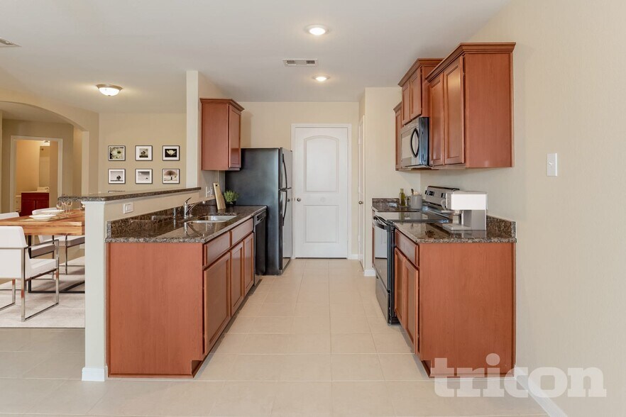 Building Photo - 709 Totem Trail Dr