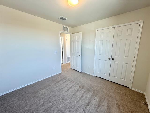 Building Photo - 2006 Hummingbird St