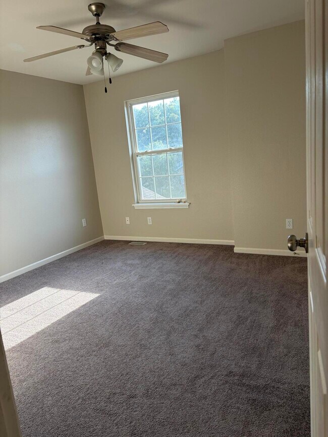 Building Photo - 4106 Arctic Fox Dr
