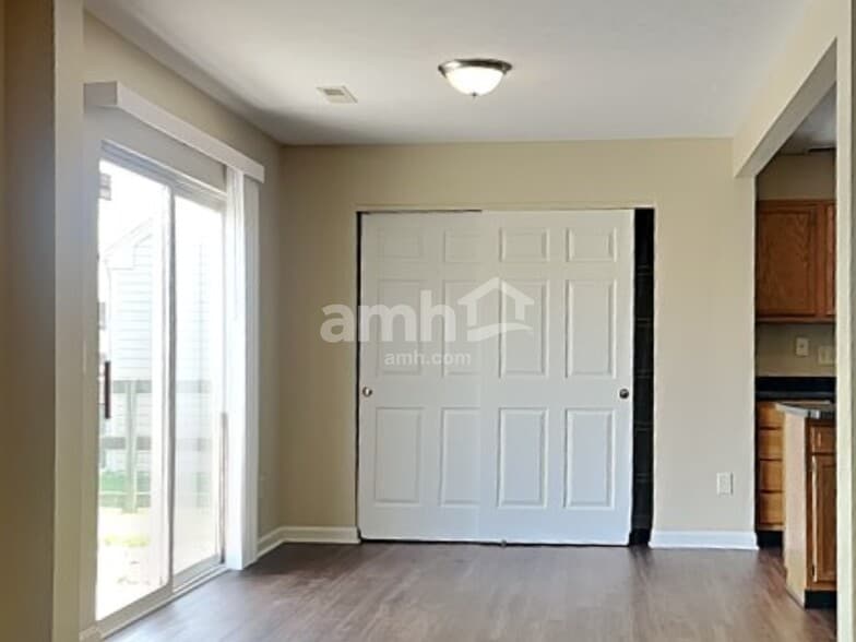 Building Photo - 6530 N Andover Way