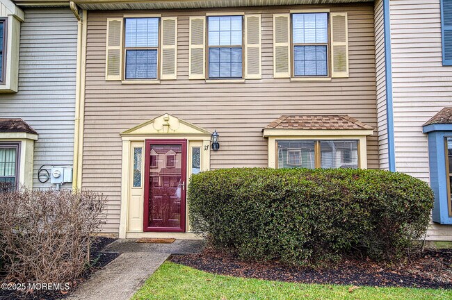 Primary Photo - 17 Tynemouth Ct