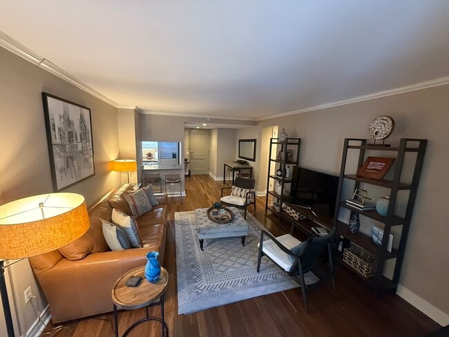 Building Photo - 3 Avery St