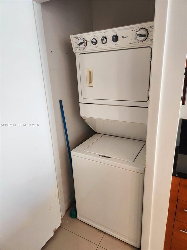 Building Photo - 244 Biscayne Blvd