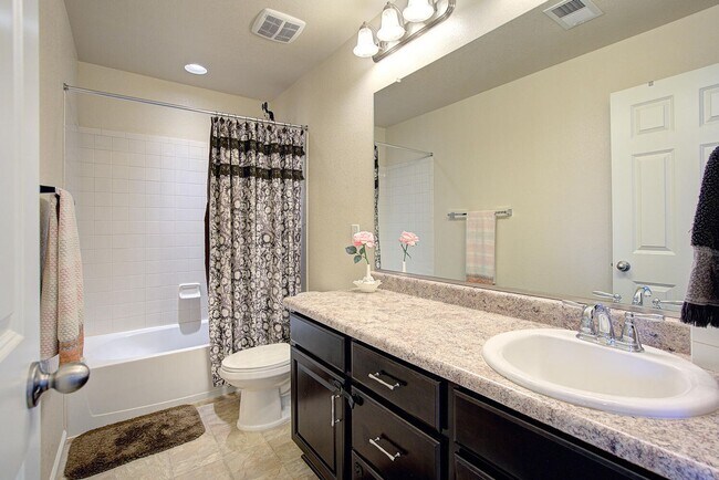 Building Photo - Bright, Spacious & Full of Charm Inside an...