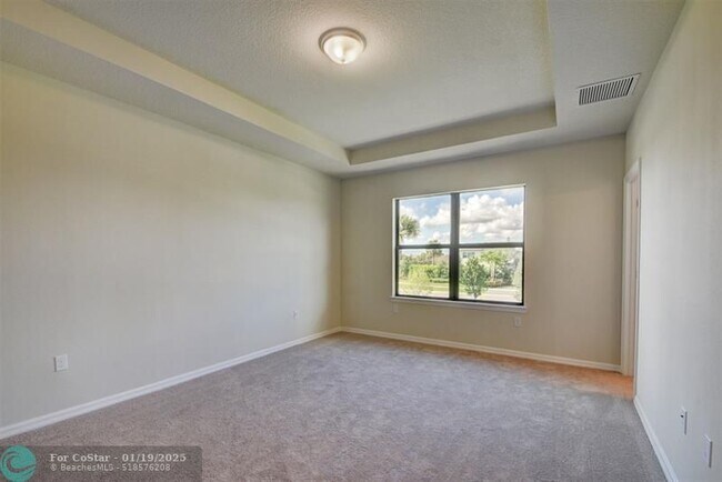 Building Photo - 8616 Escue St