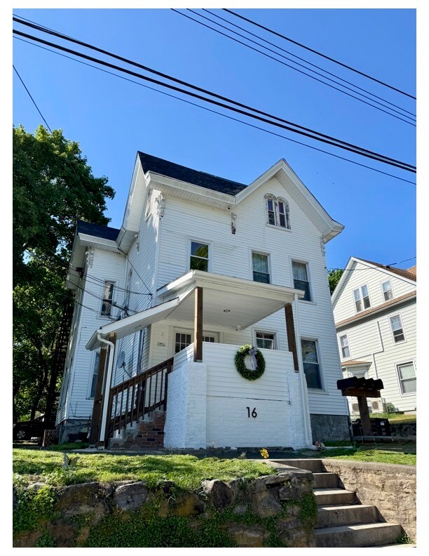 Building Photo - 16 Spaulding St