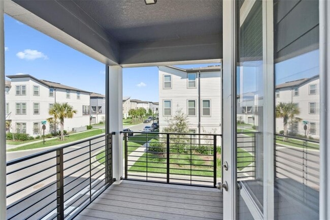 Building Photo - 12620 Willstatter Ave