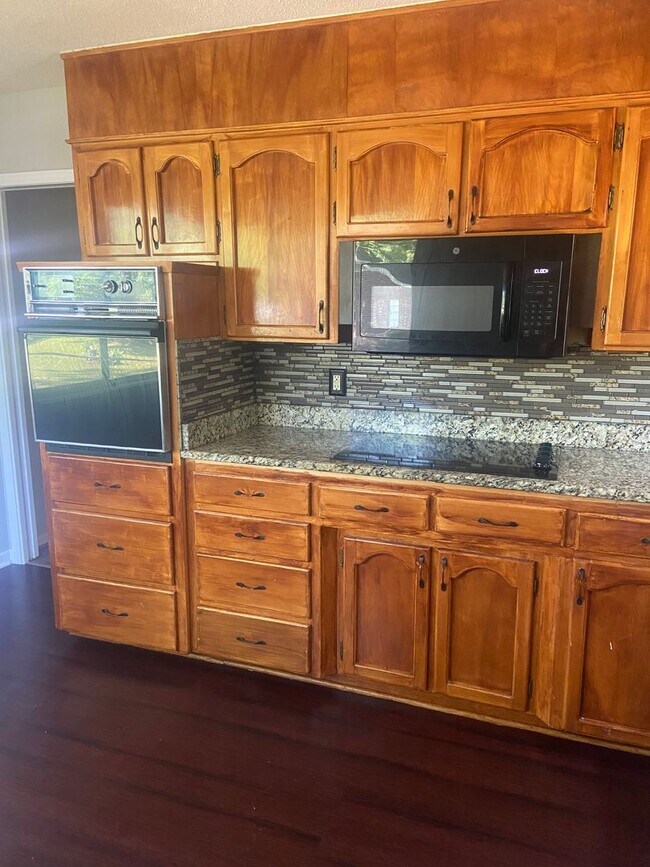 Building Photo - Coming Soon For Rent in Fultondale!