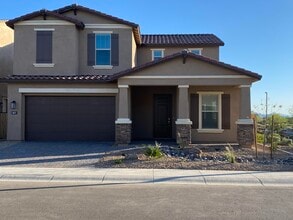Building Photo - 6511 E Villa Maria Dr