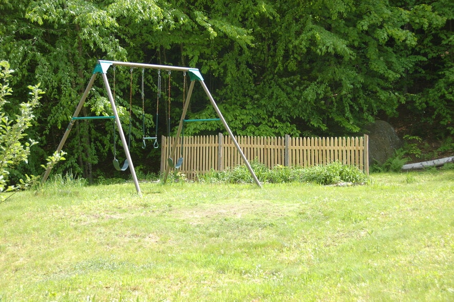 Building Photo - 20 Goyette Dr