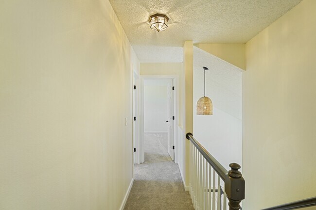 Building Photo - 9045 Aldersgate Ct